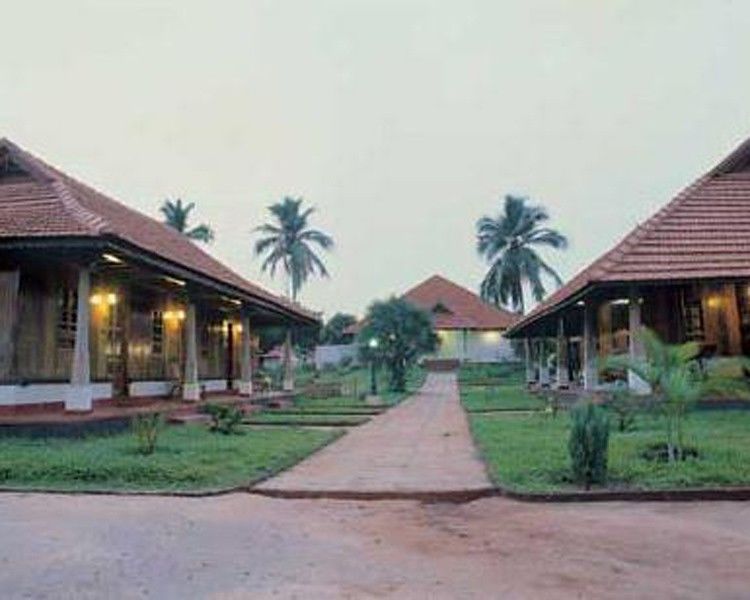 Isola Di Cocco Ayurvedic Beach Resort Poovar Dış mekan fotoğraf