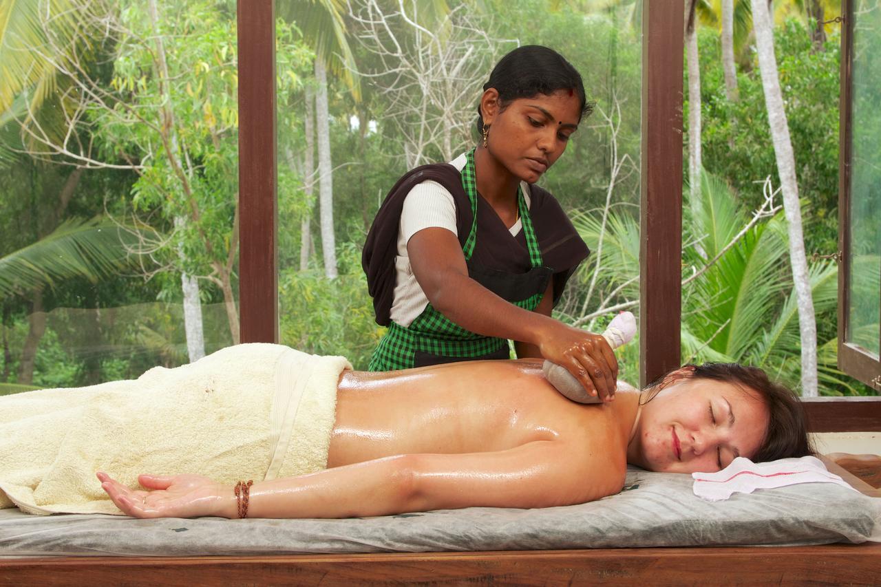 Isola Di Cocco Ayurvedic Beach Resort Poovar Dış mekan fotoğraf