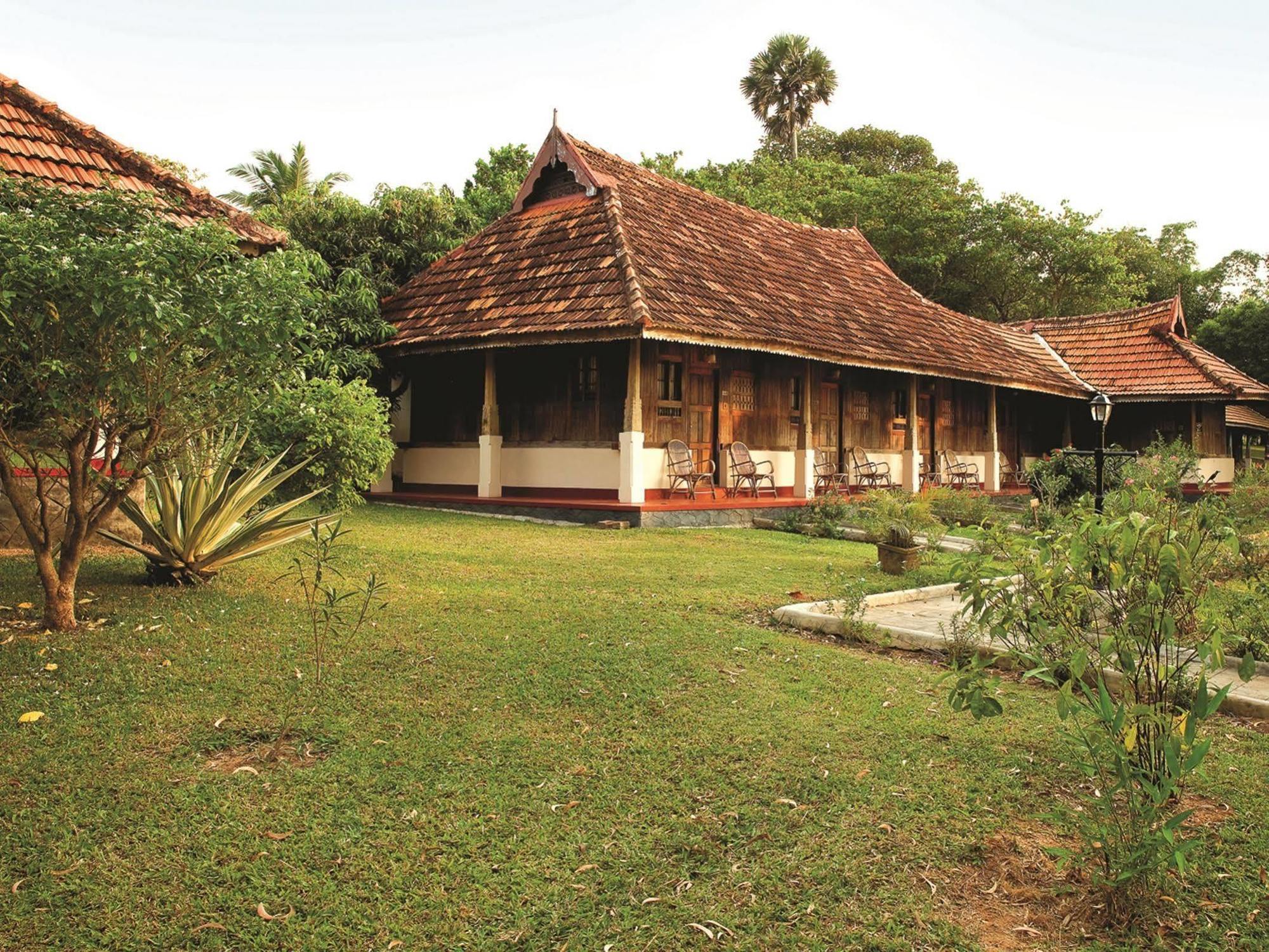 Isola Di Cocco Ayurvedic Beach Resort Poovar Dış mekan fotoğraf